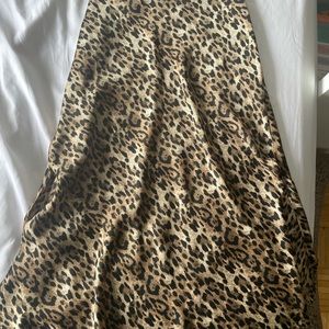 Zara leopard print skirt !